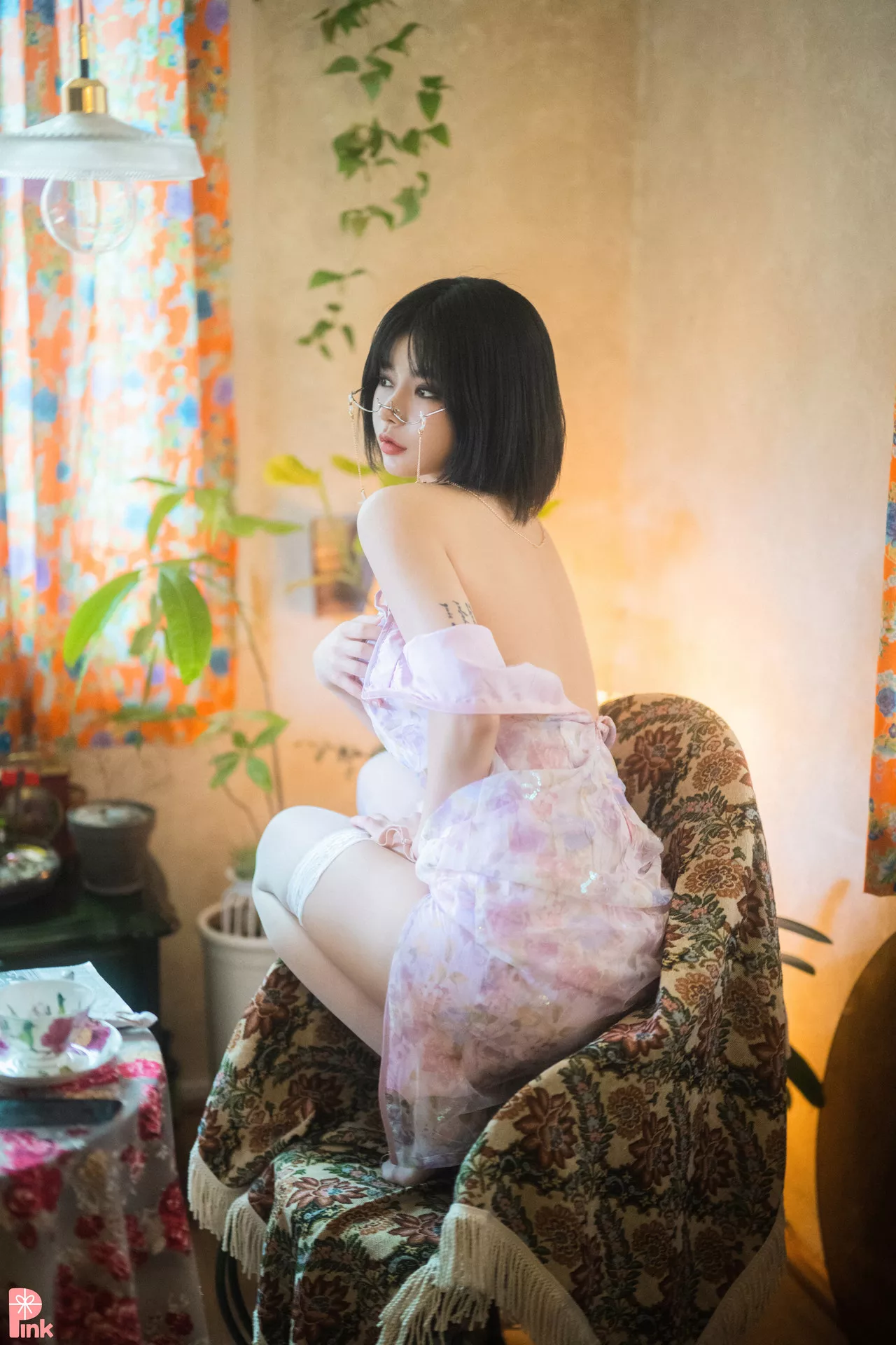 【PINK 粉丫头】 高丽靓模写真Mood Pink-美图视频写真在线观看