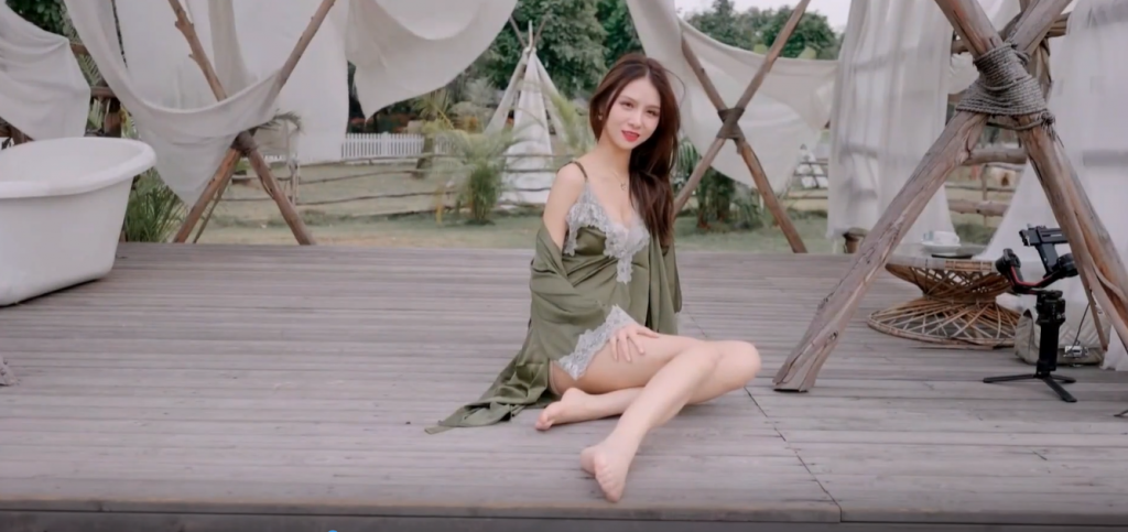 图片[1]-私房照清纯可人，轻熟风女神-美图视频写真在线观看
